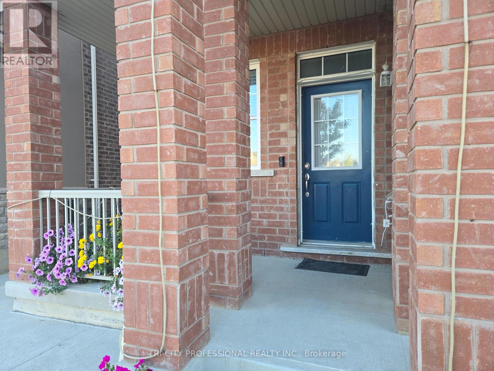 520 Edenbrook Hill Drive, Brampton, Ontario  L7A 4T7 - Photo 3 - W12408810