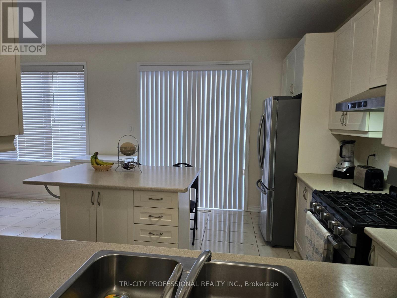 520 Edenbrook Hill Drive, Brampton, Ontario  L7A 4T7 - Photo 36 - W12408810
