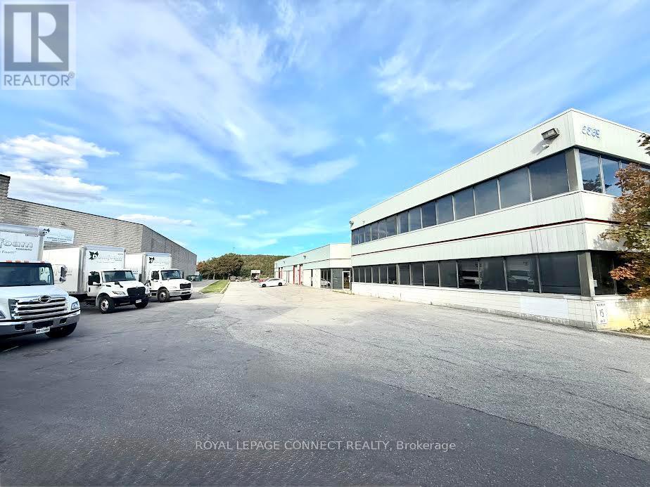 5889 COOPERS AVENUE, Mississauga, Ontario
