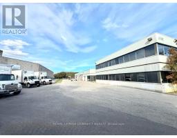 5889 COOPERS AVENUE, Mississauga, Ontario
