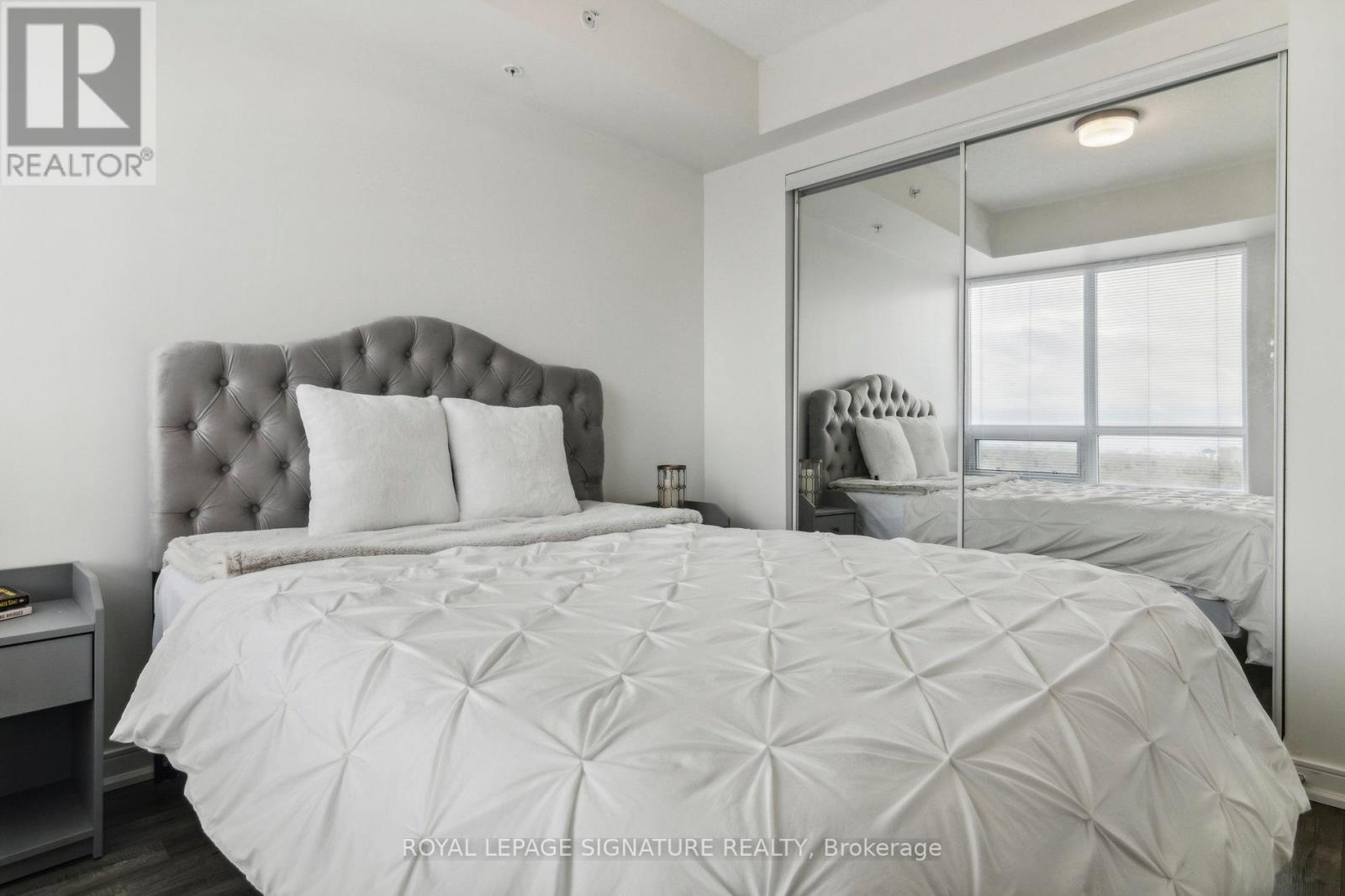 1703 - 20 Thomas Riley Road, Toronto, Ontario  M9B 0C3 - Photo 21 - W12408859