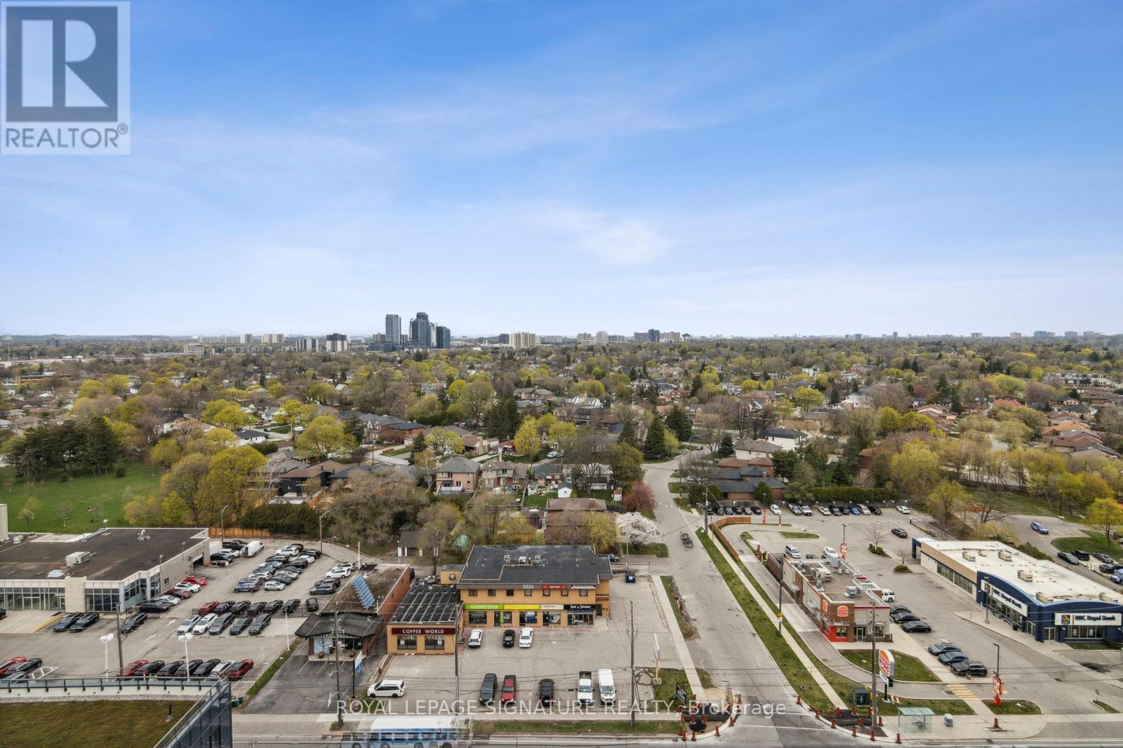 1703 - 20 Thomas Riley Road, Toronto, Ontario  M9B 0C3 - Photo 27 - W12408859