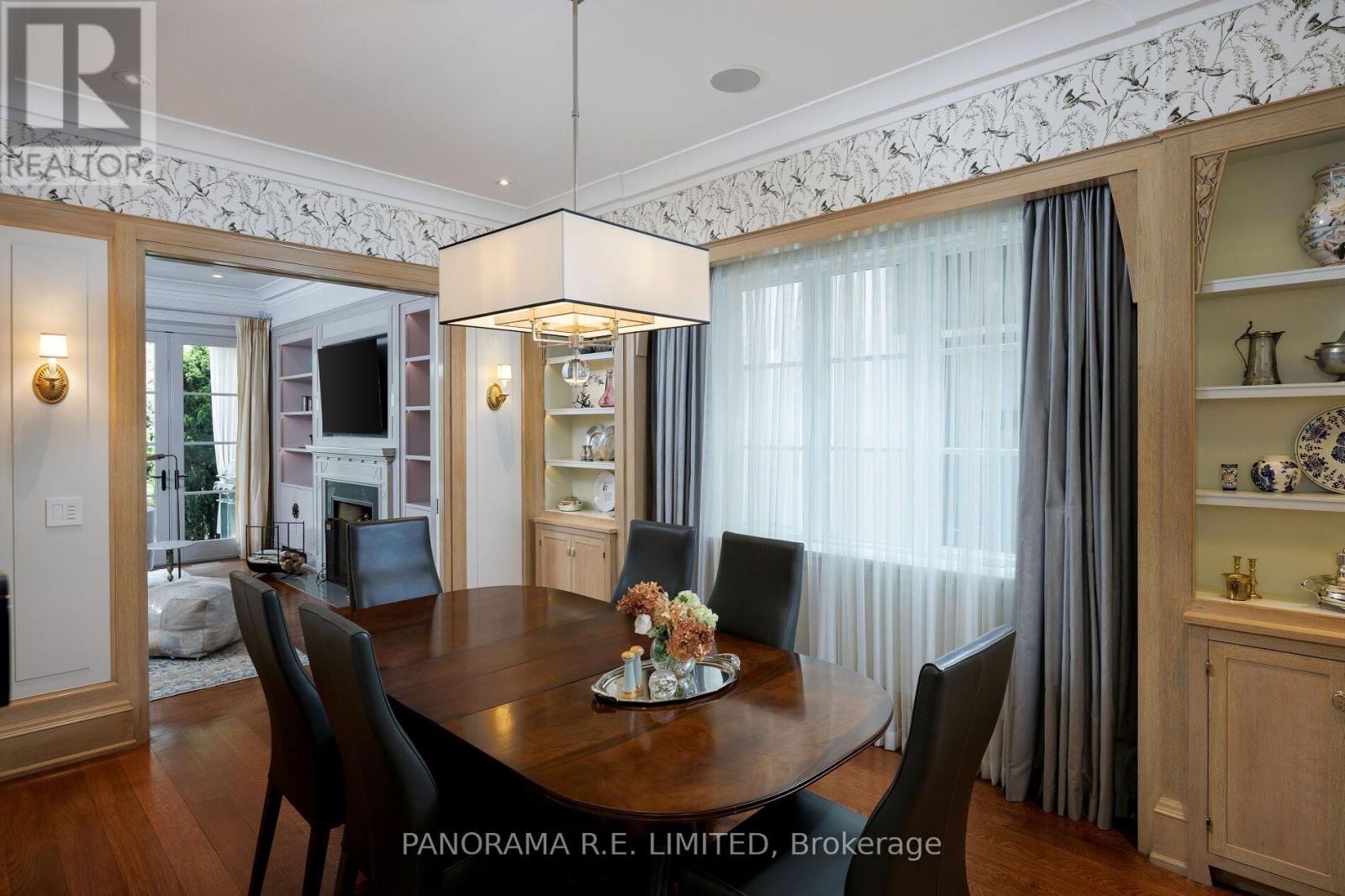 19 Graystone Gardens, Toronto, Ontario  M8Z 3C2 - Photo 17 - W12408881