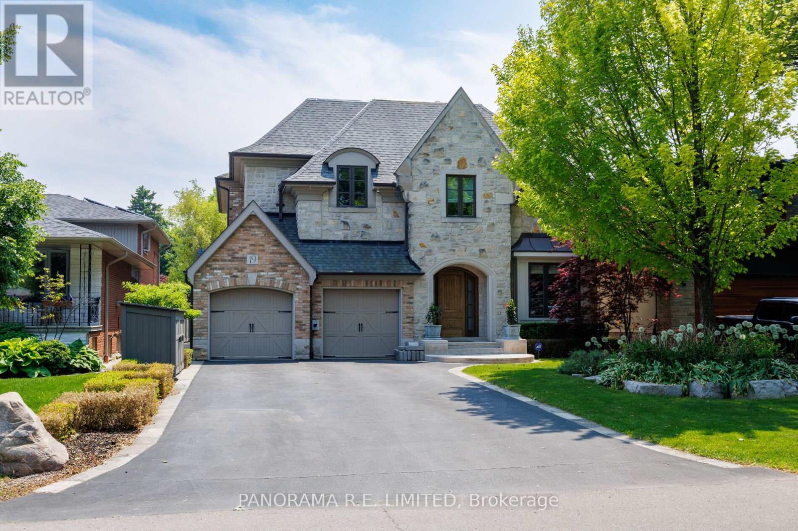 Property at 19 GRAYSTONE GARDENS image 5