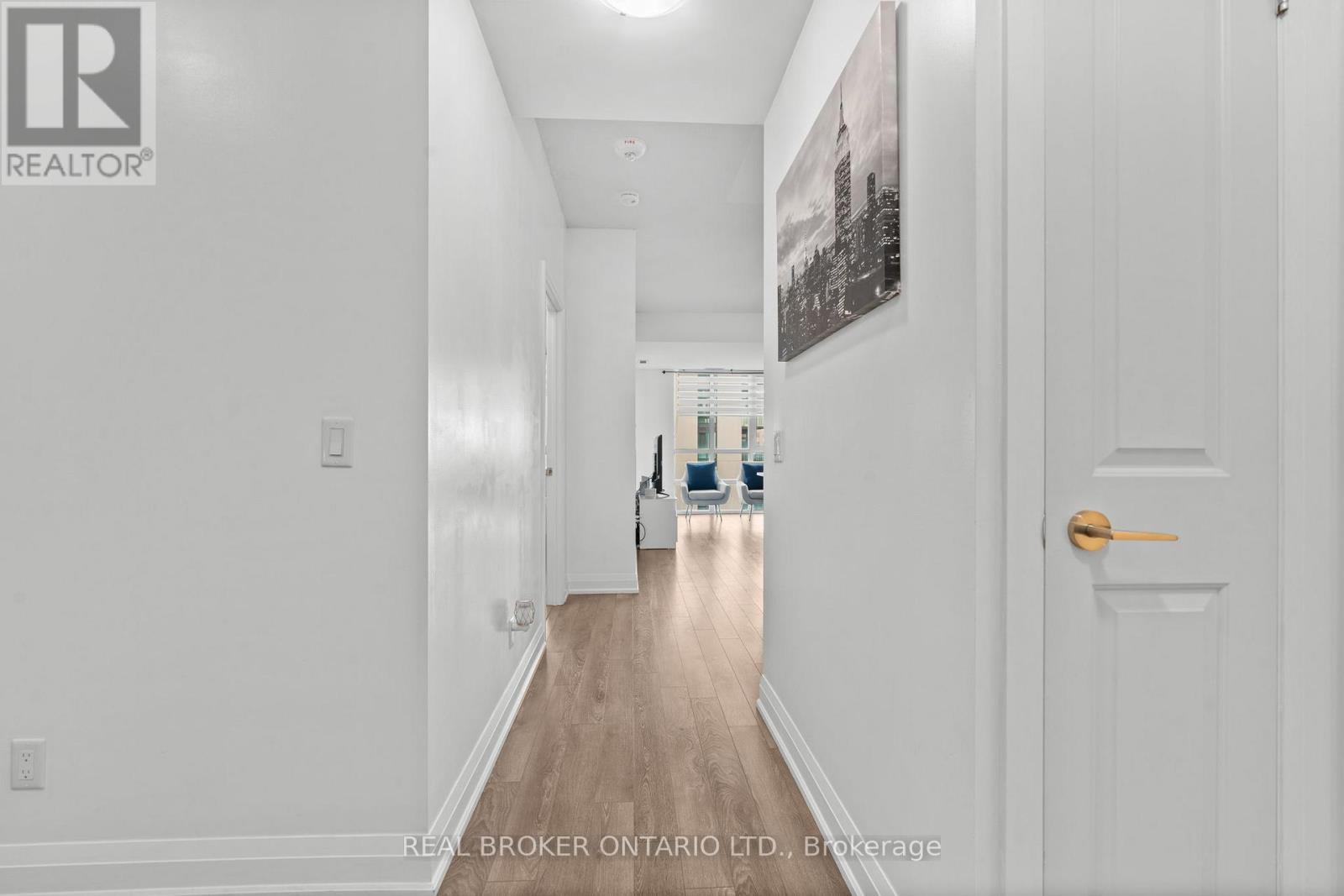 408 - 65 Yorkland Boulevard, Brampton, Ontario  L6P 4M5 - Photo 11 - W12408890