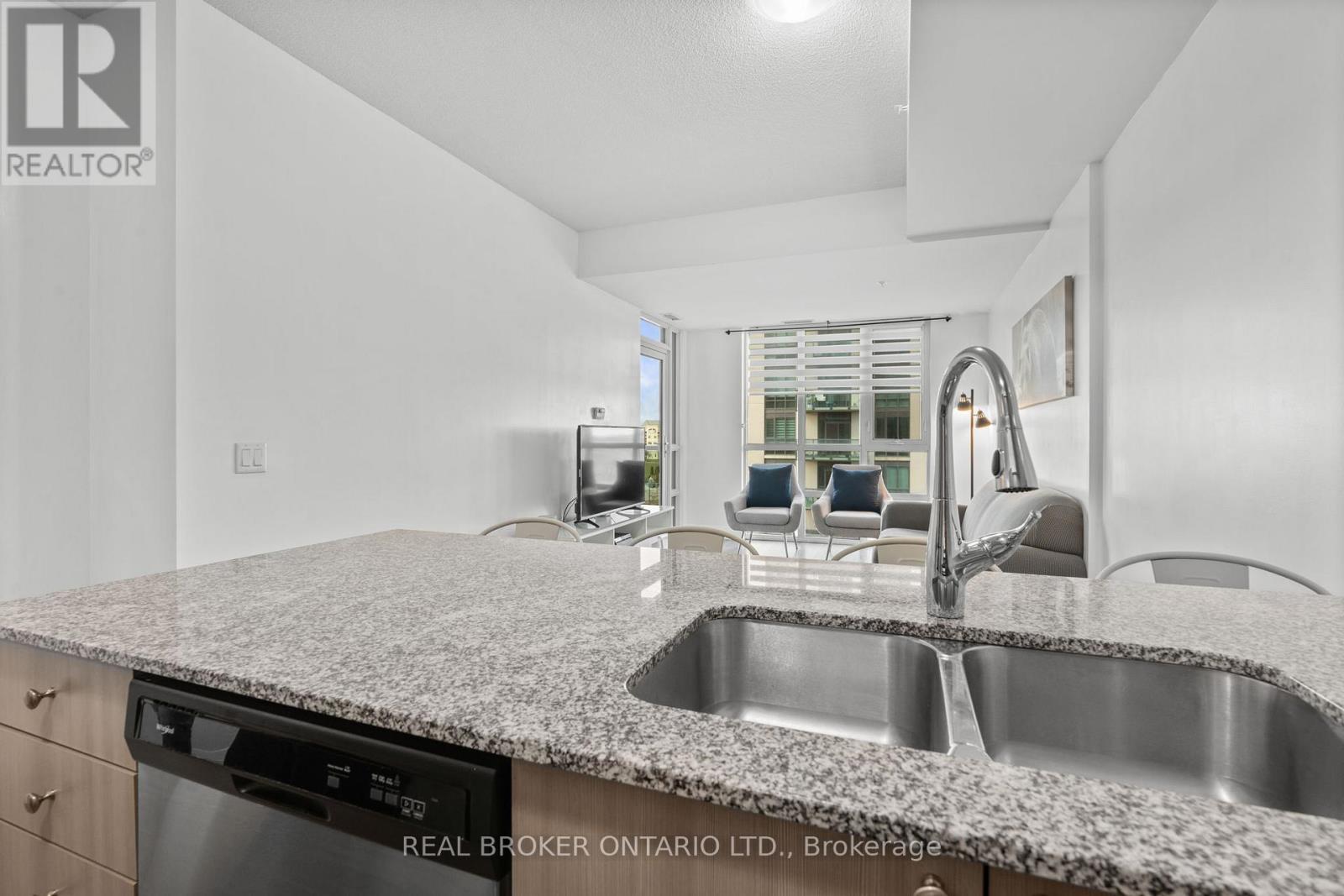 408 - 65 Yorkland Boulevard, Brampton, Ontario  L6P 4M5 - Photo 15 - W12408890