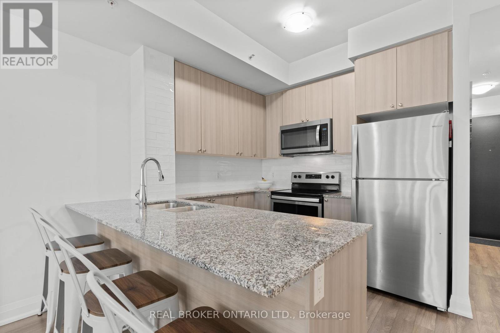 408 - 65 Yorkland Boulevard, Brampton, Ontario  L6P 4M5 - Photo 16 - W12408890