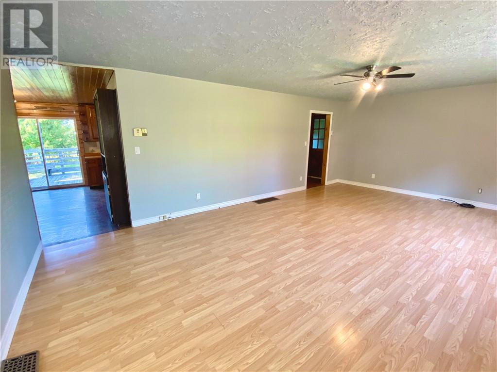 15979 Hwy 540, Evansville, Ontario  P0P 1E0 - Photo 28 - 2124426