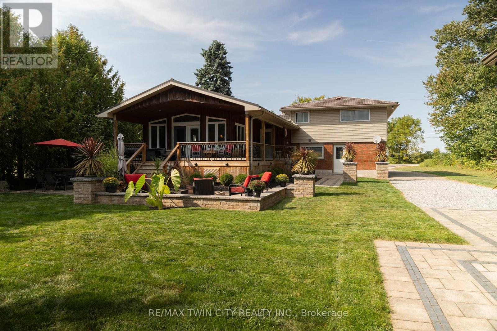 93 Norwich Road, Brant, Ontario  N0E 1R0 - Photo 10 - X12408796