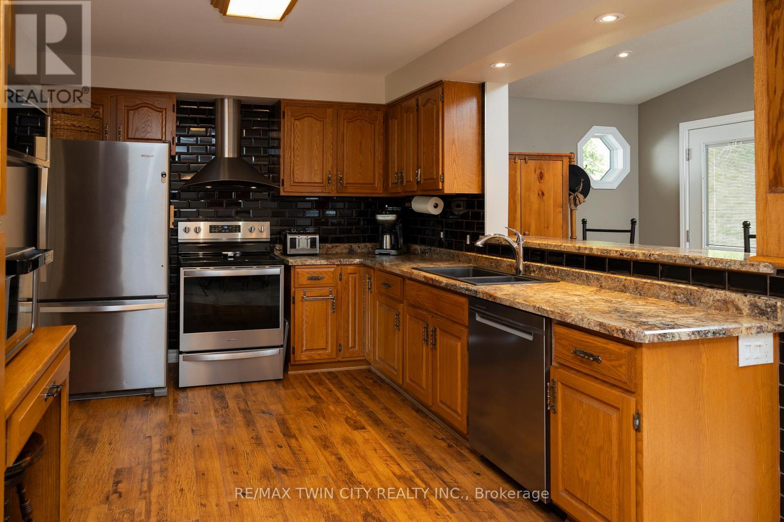 93 Norwich Road, Brant, Ontario  N0E 1R0 - Photo 16 - X12408796