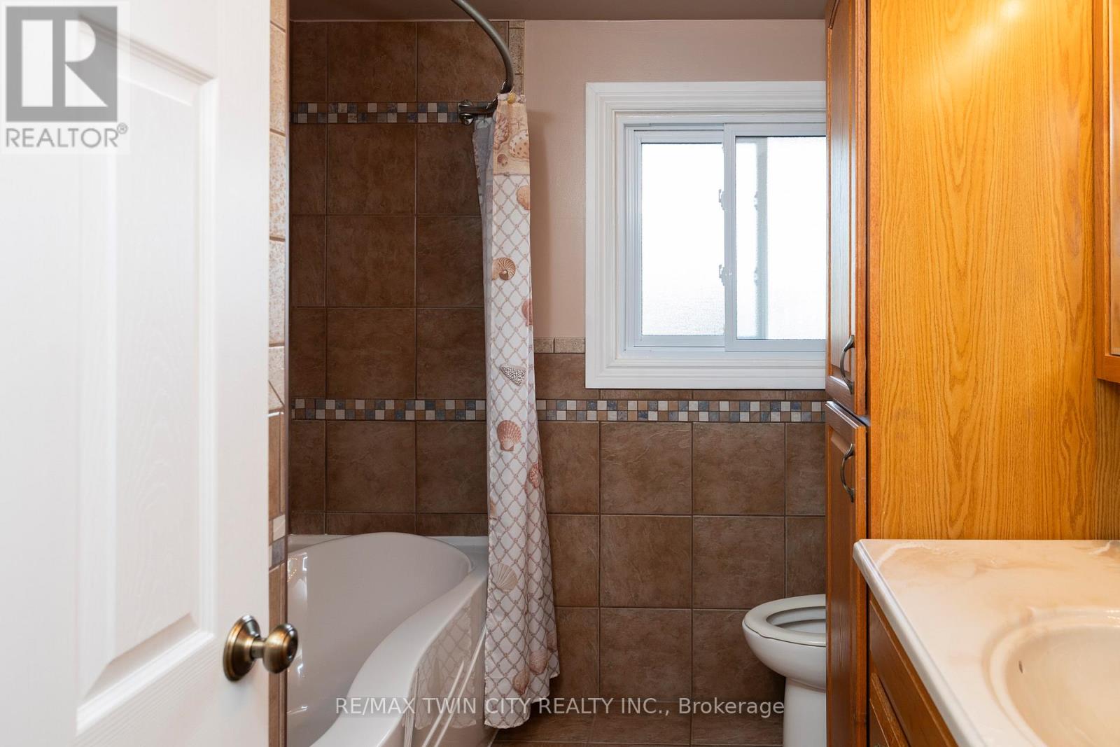 93 Norwich Road, Brant, Ontario  N0E 1R0 - Photo 22 - X12408796