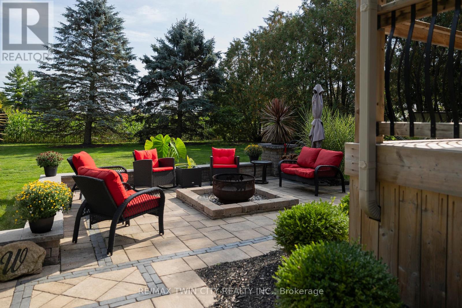 93 Norwich Road, Brant (Oakland), Ontario  N0E 1R0 - Photo 5 - X12408796