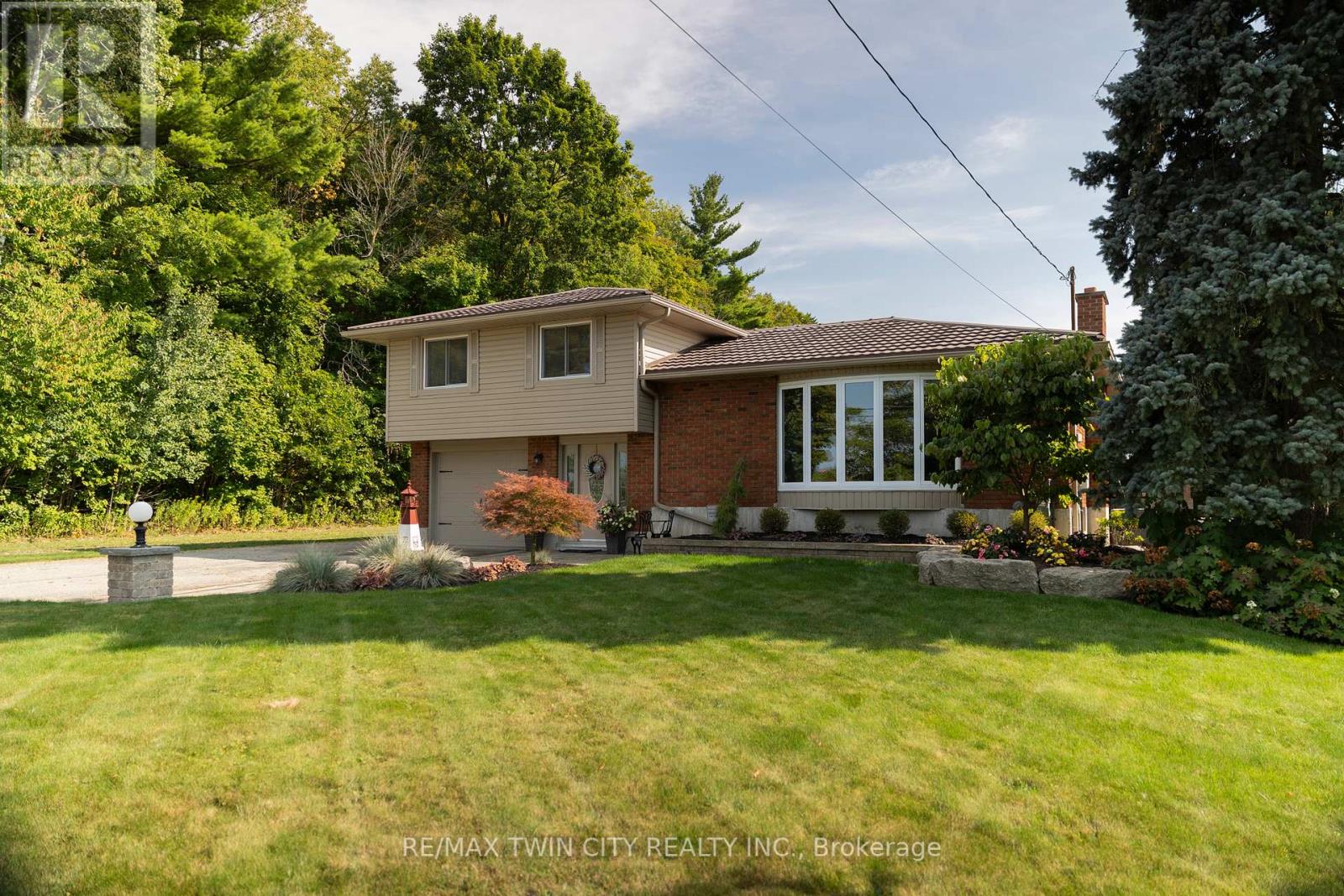 93 Norwich Road, Brant, Ontario  N0E 1R0 - Photo 7 - X12408796