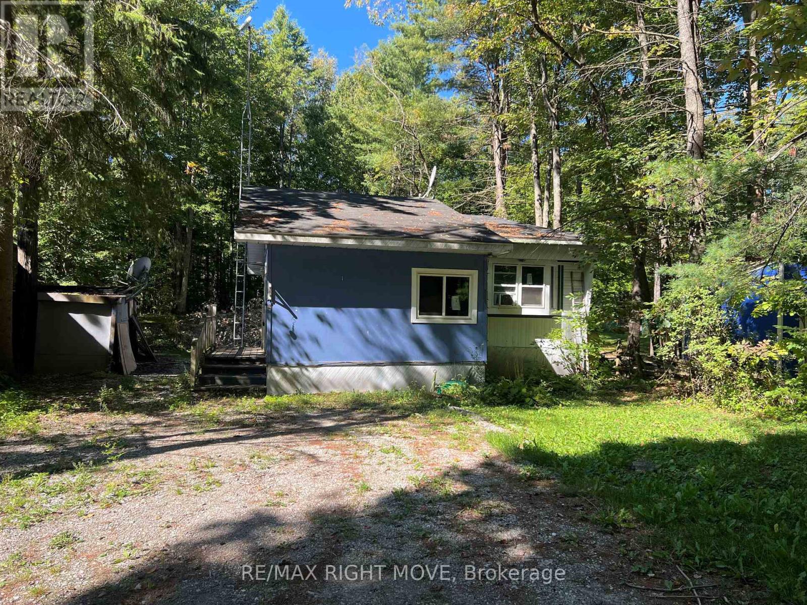1052 4 Seasons Road, Gravenhurst (Morrison), Ontario  P0E 1N0 - Photo 23 - X12408808