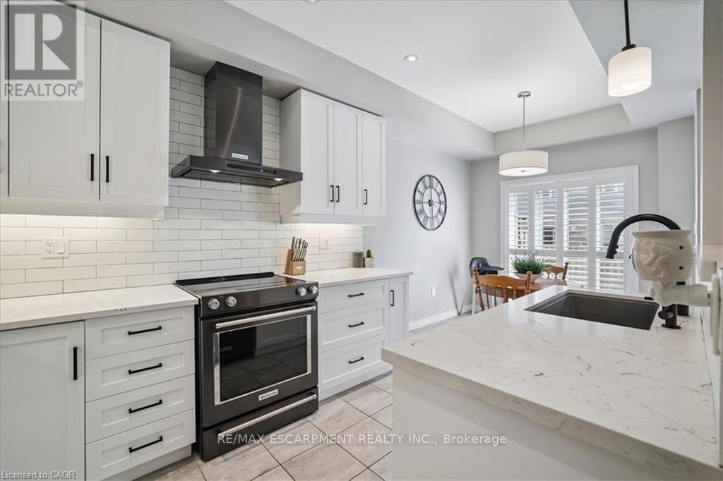 81 Beasley Grove, Hamilton (Meadowlands), Ontario  L9K 0J7 - Photo 17 - X12408830