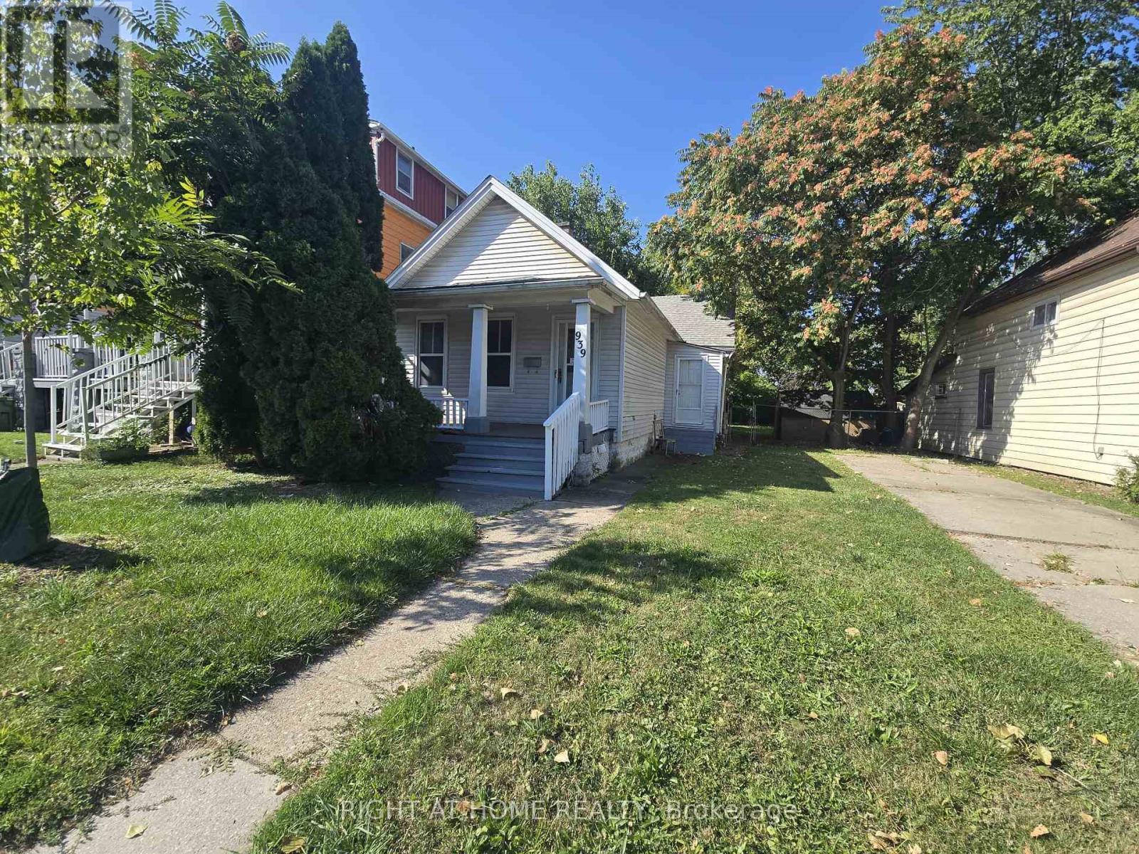 939 WELLINGTON STREET, Windsor, Ontario