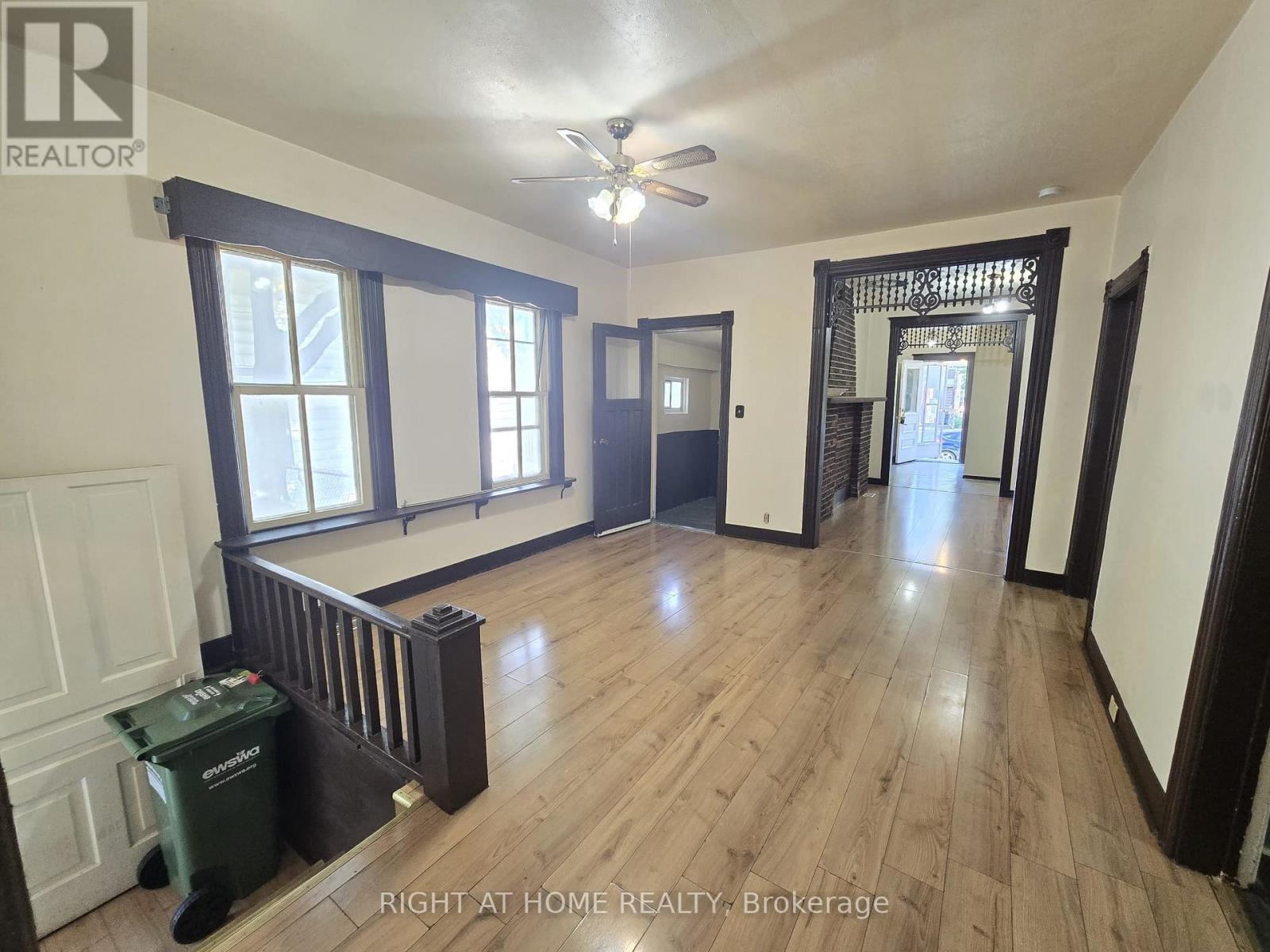 939 Wellington Street, Windsor, Ontario  N9A 5K2 - Photo 7 - X12408846