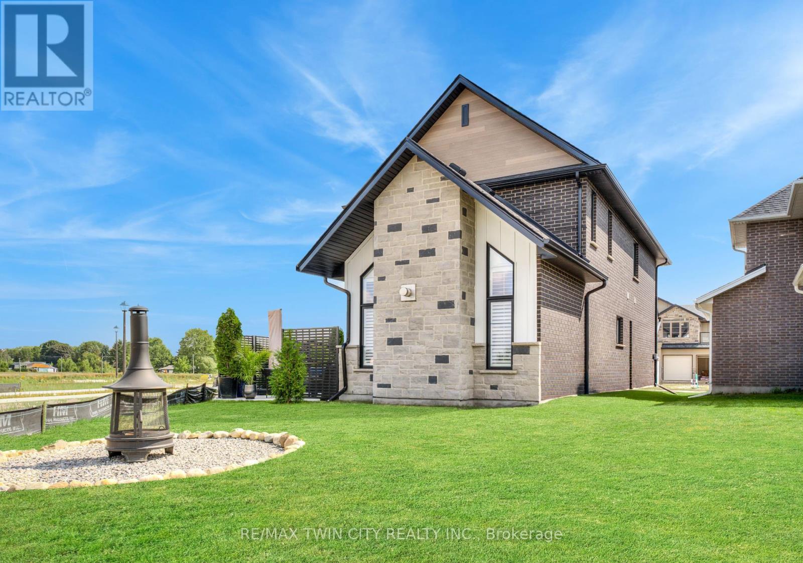 154 Dempsey Drive, Stratford, Ontario  N5A 0R5 - Photo 47 - X12408857