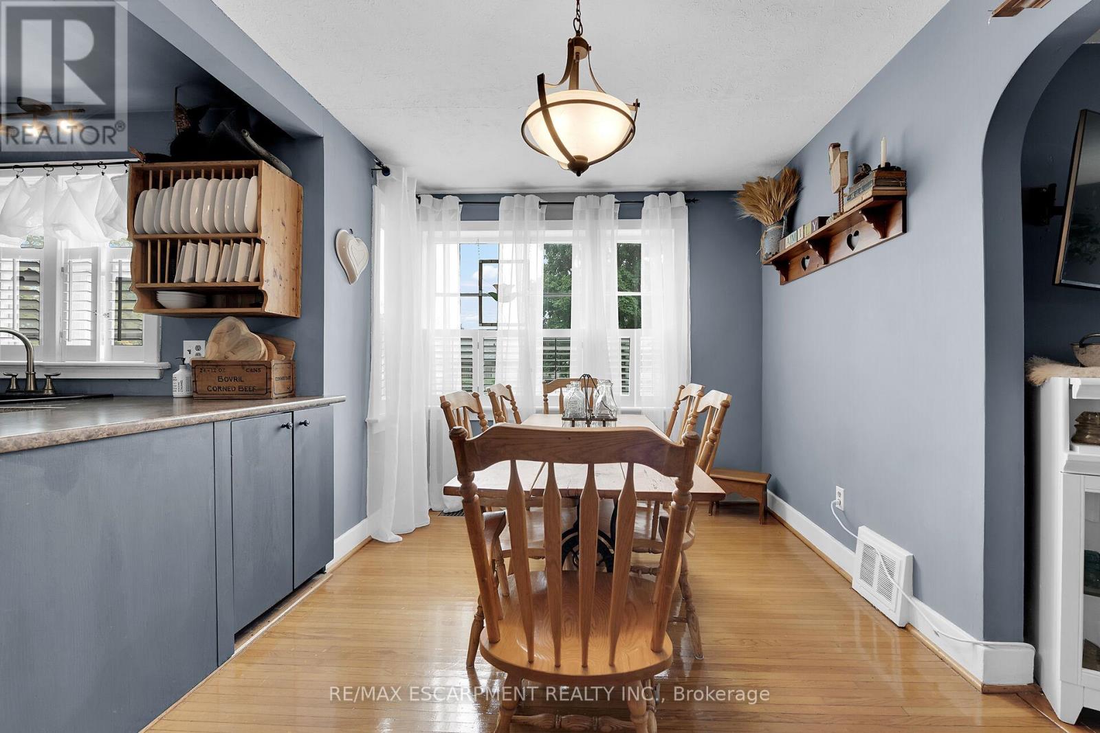 14 Sherring Street N, Haldimand, Ontario  N0A 1H0 - Photo 8 - X12408866