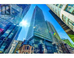 2405 - 15 GRENVILLE STREET, Toronto, Ontario