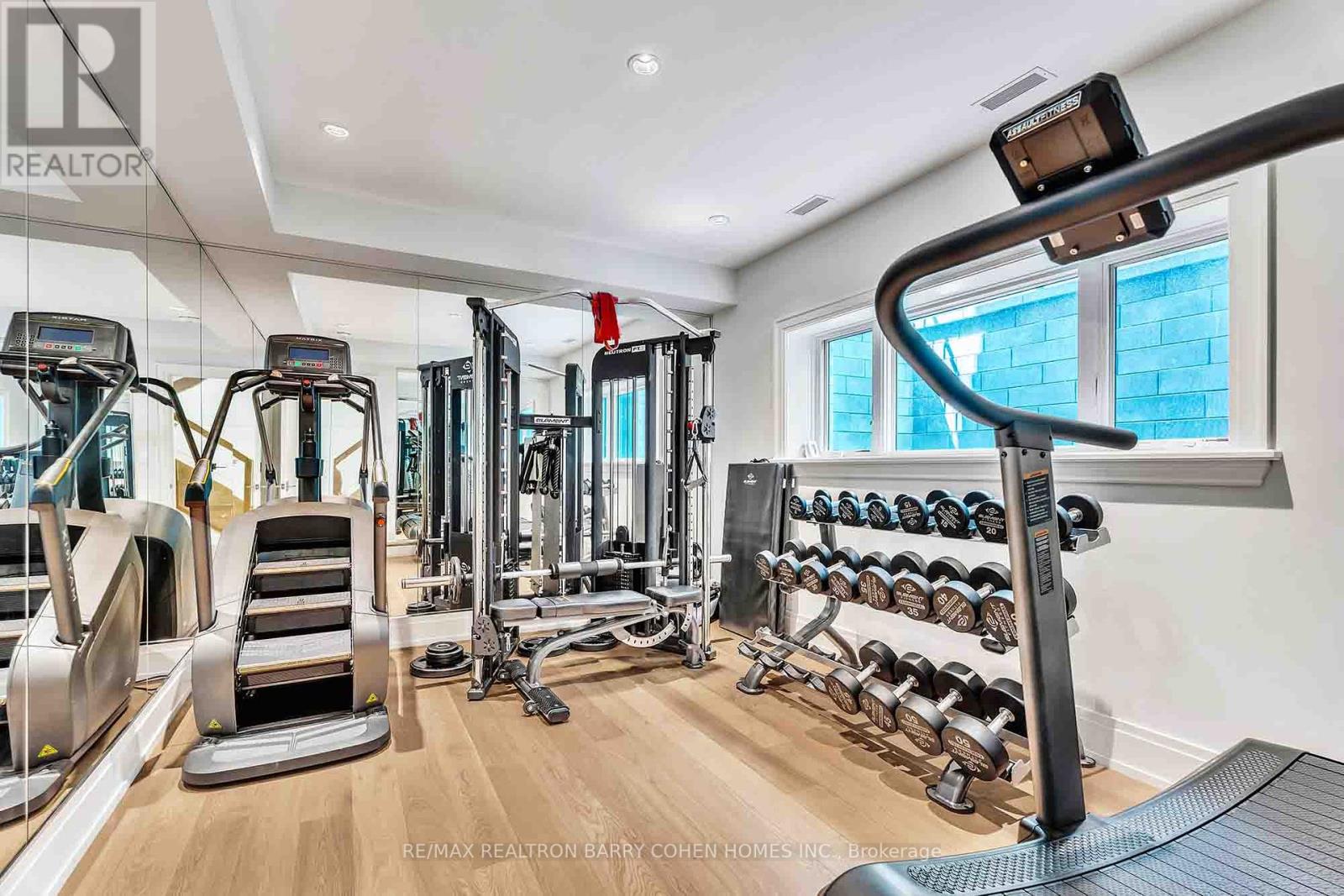 91 Lawrence Crescent, Toronto, Ontario  M4N 1N3 - Photo 26 - C12408941