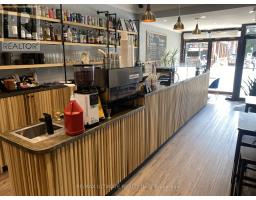 506 QUEEN STREET W