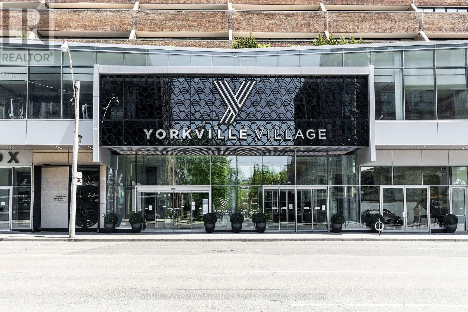 408 - 55A AVENUE ROAD, Toronto, Ontario