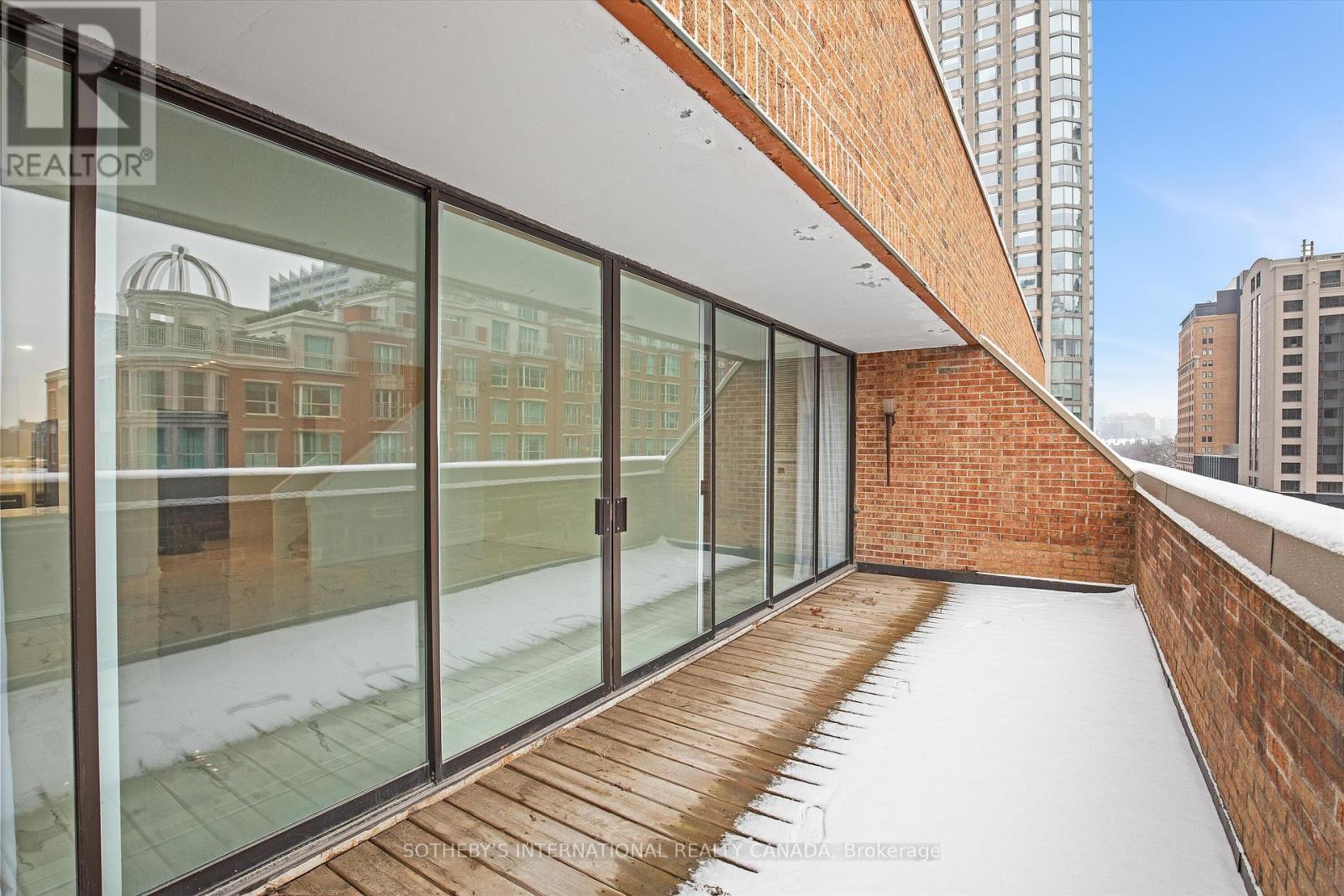 408 - 55a Avenue Road, Toronto, Ontario  M5A 2G3 - Photo 11 - C12409041