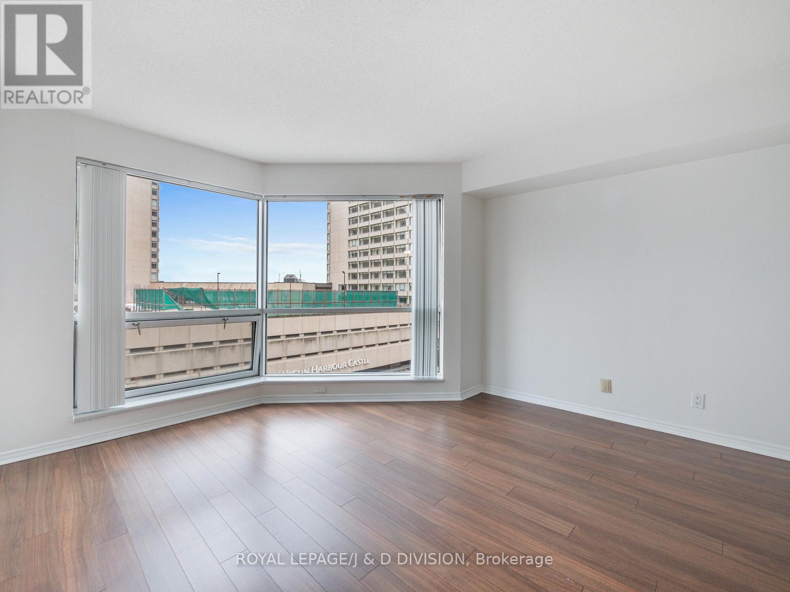 706 - 10 Queens Quay W, Toronto, Ontario  M5J 2R9 - Photo 16 - C12409062