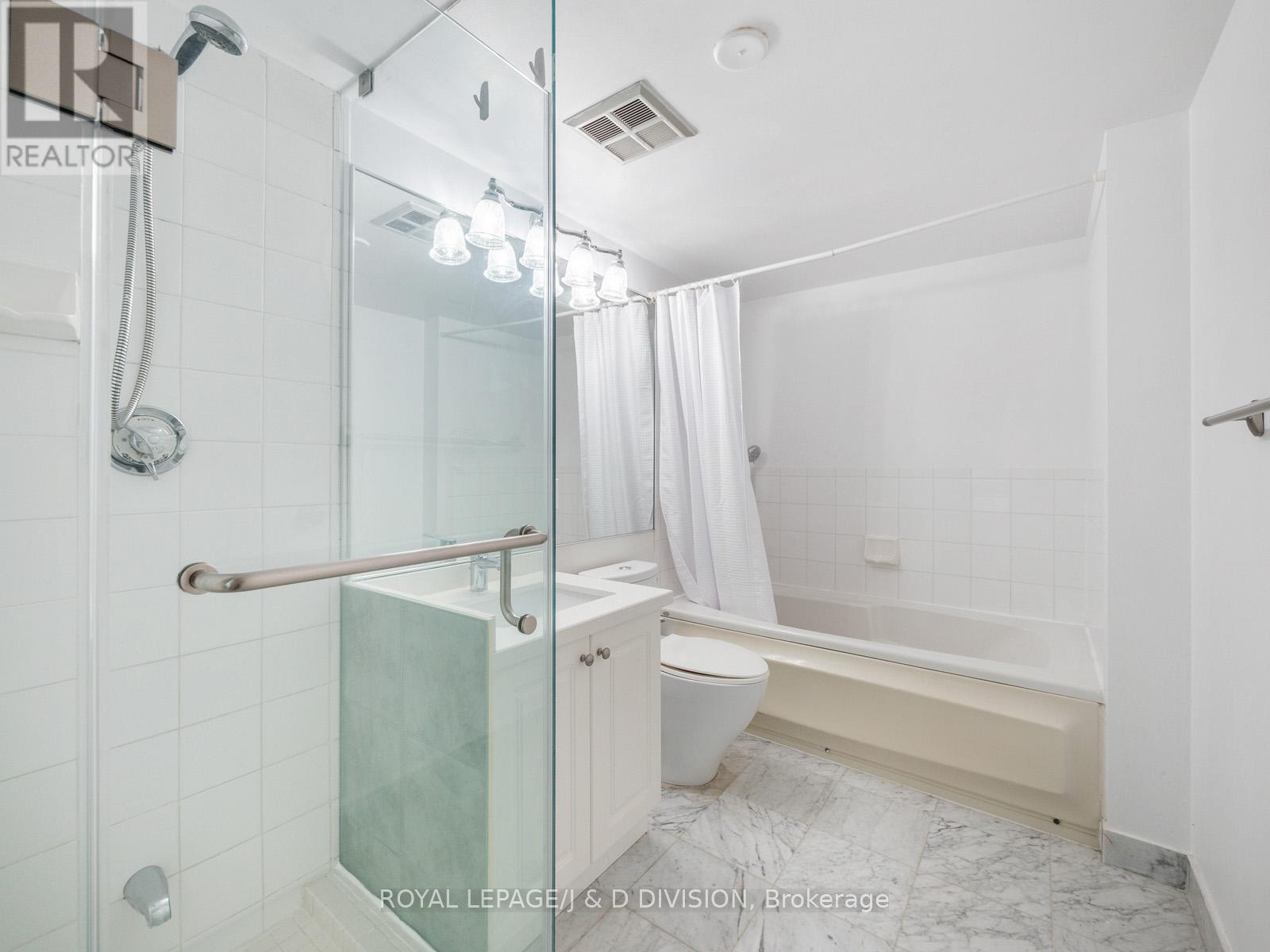706 - 10 Queens Quay W, Toronto, Ontario  M5J 2R9 - Photo 20 - C12409062
