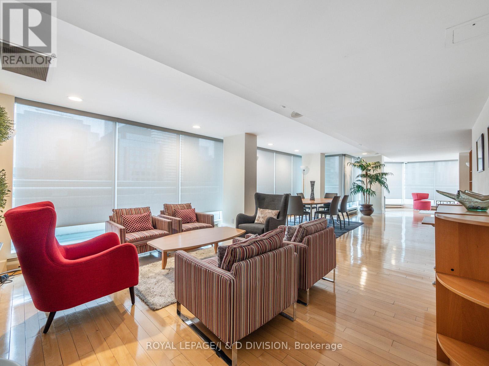 706 - 10 Queens Quay W, Toronto, Ontario  M5J 2R9 - Photo 22 - C12409062