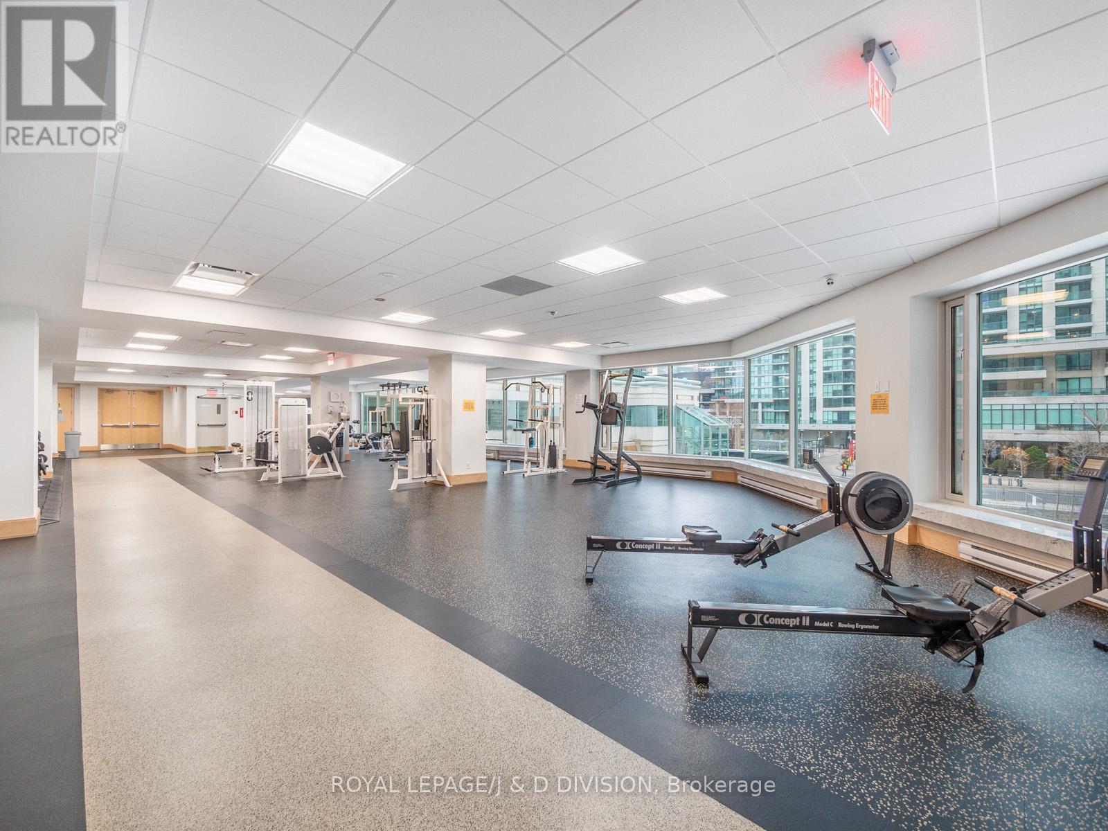 706 - 10 Queens Quay W, Toronto, Ontario  M5J 2R9 - Photo 31 - C12409062