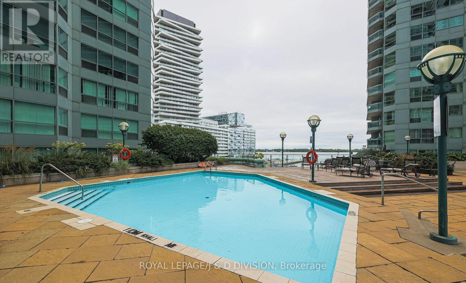 706 - 10 Queens Quay W, Toronto, Ontario  M5J 2R9 - Photo 35 - C12409062