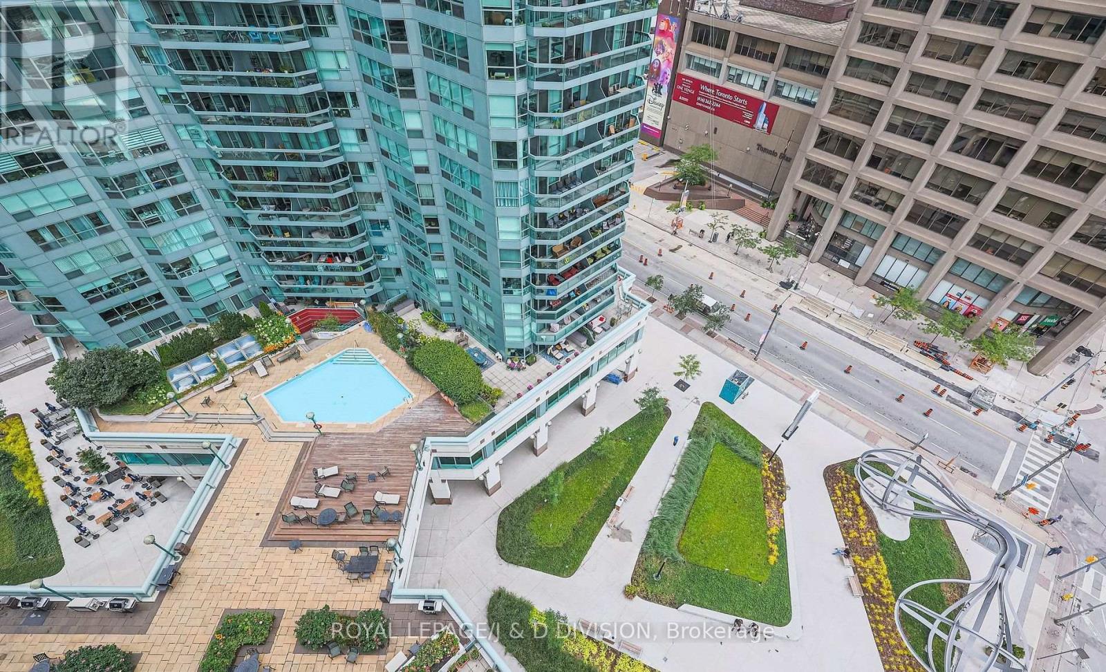 706 - 10 Queens Quay W, Toronto, Ontario  M5J 2R9 - Photo 36 - C12409062