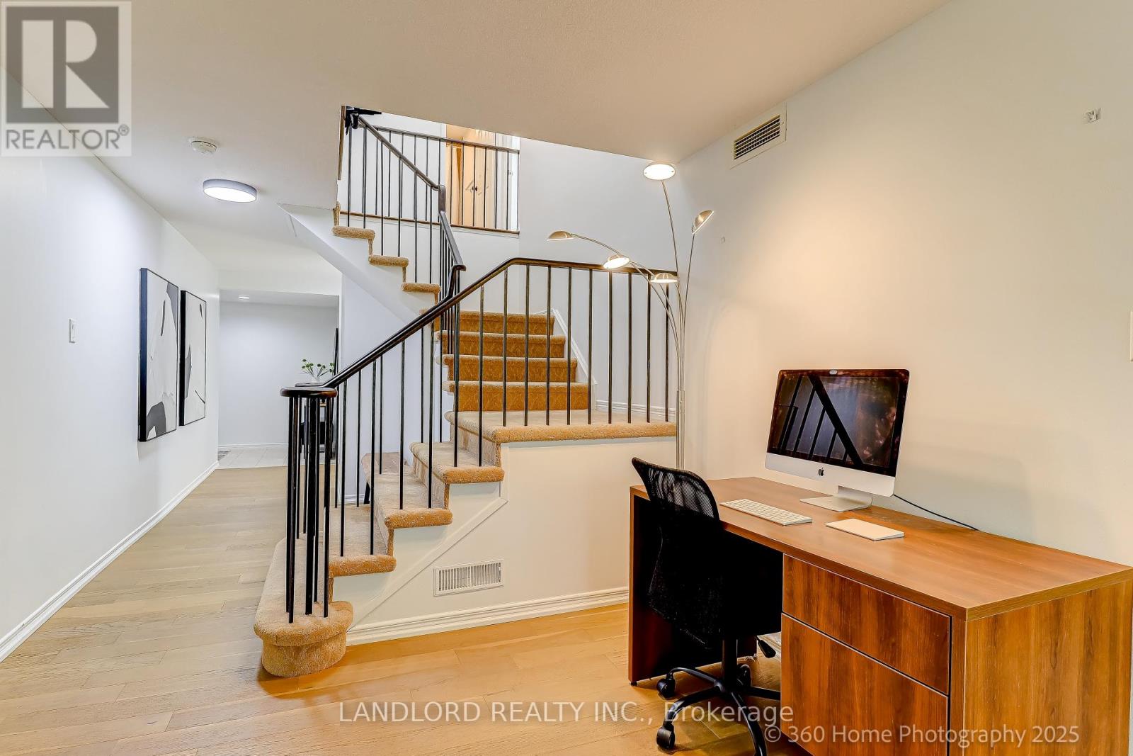 207 - 360 Bloor Street E, Toronto, Ontario  M4W 3M3 - Photo 10 - C12409135