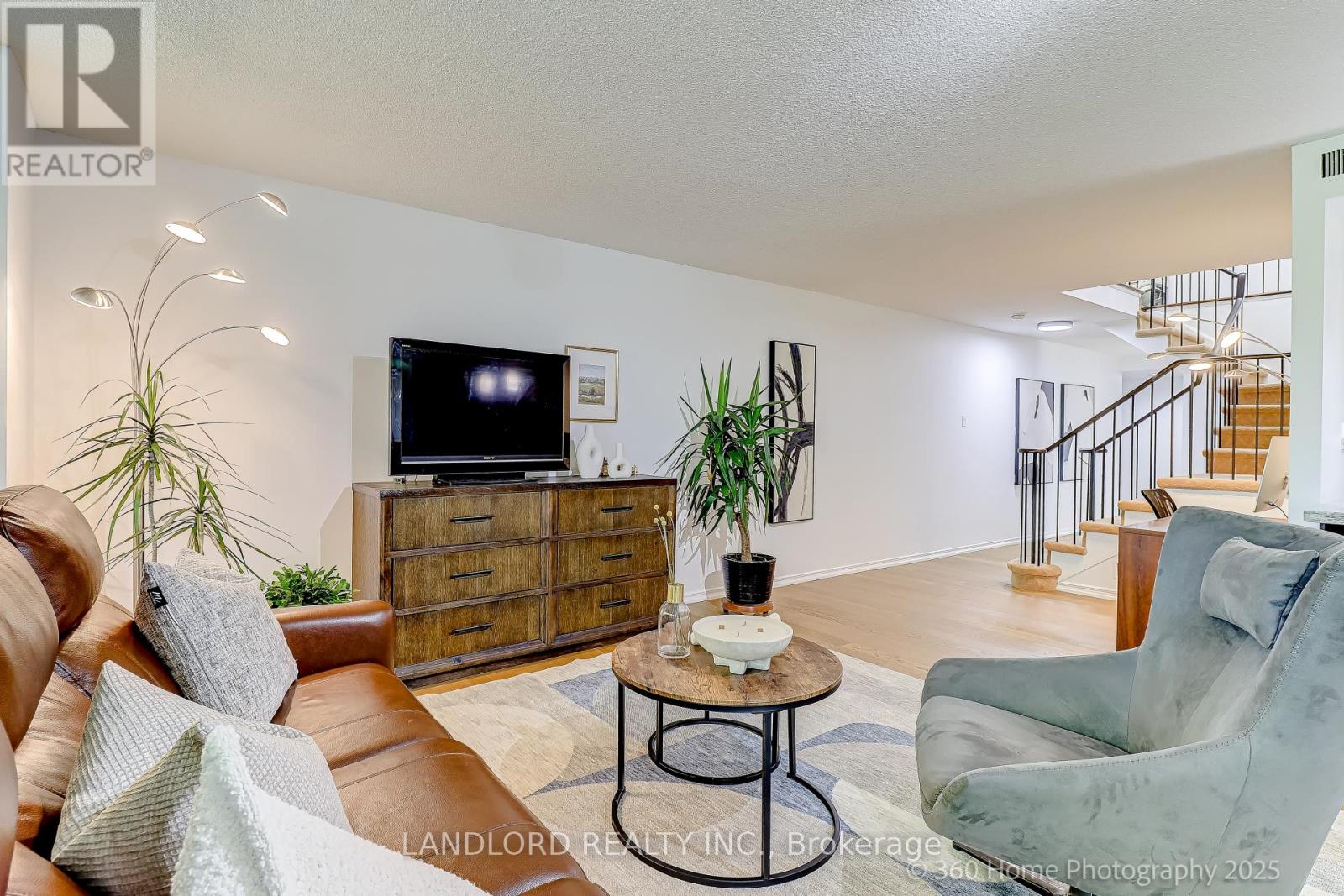 207 - 360 Bloor Street E, Toronto, Ontario  M4W 3M3 - Photo 14 - C12409135