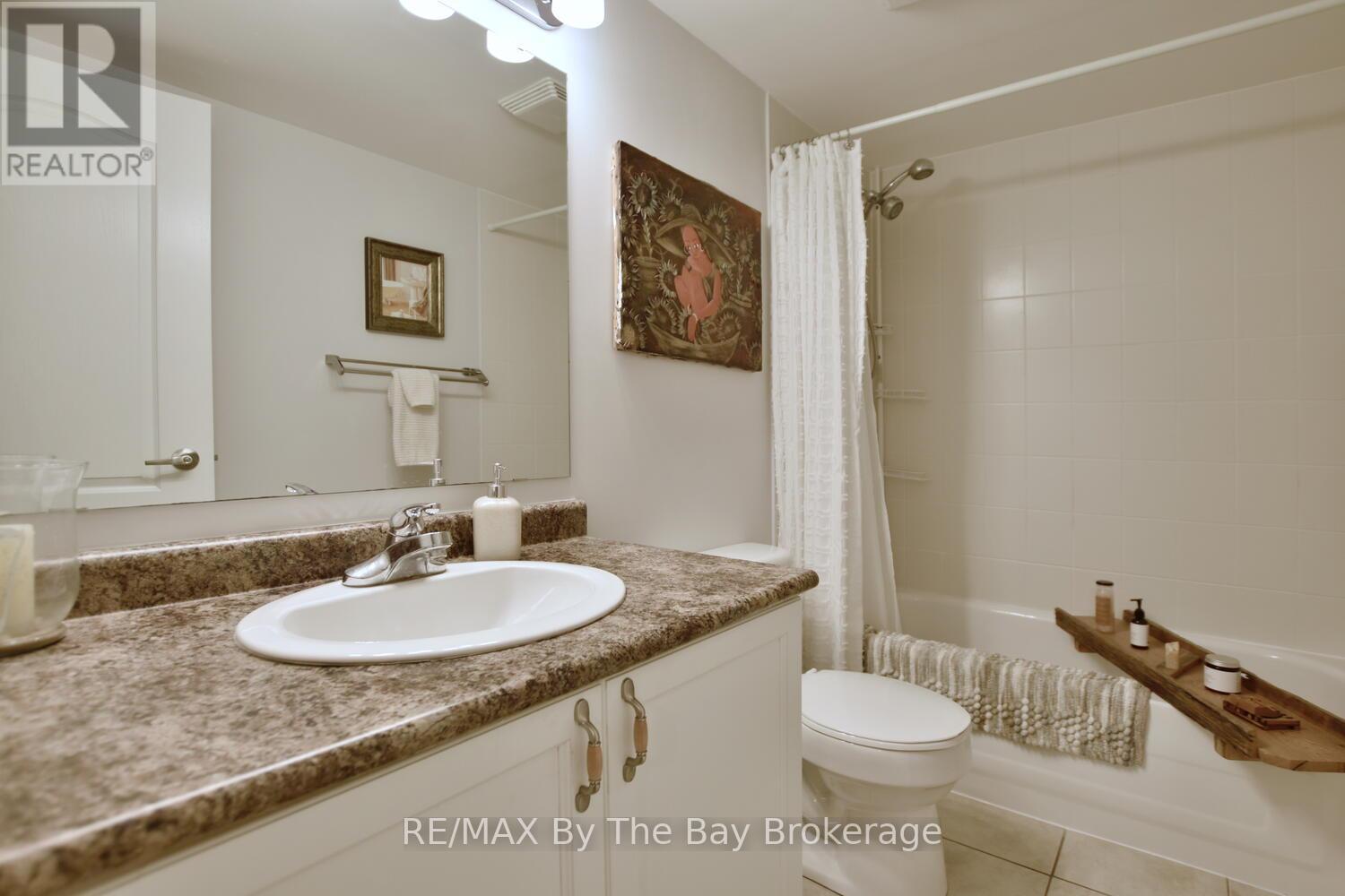 121 - 60 Mulligan Lane, Wasaga Beach, Ontario  L9Z 0C5 - Photo 11 - S12409202