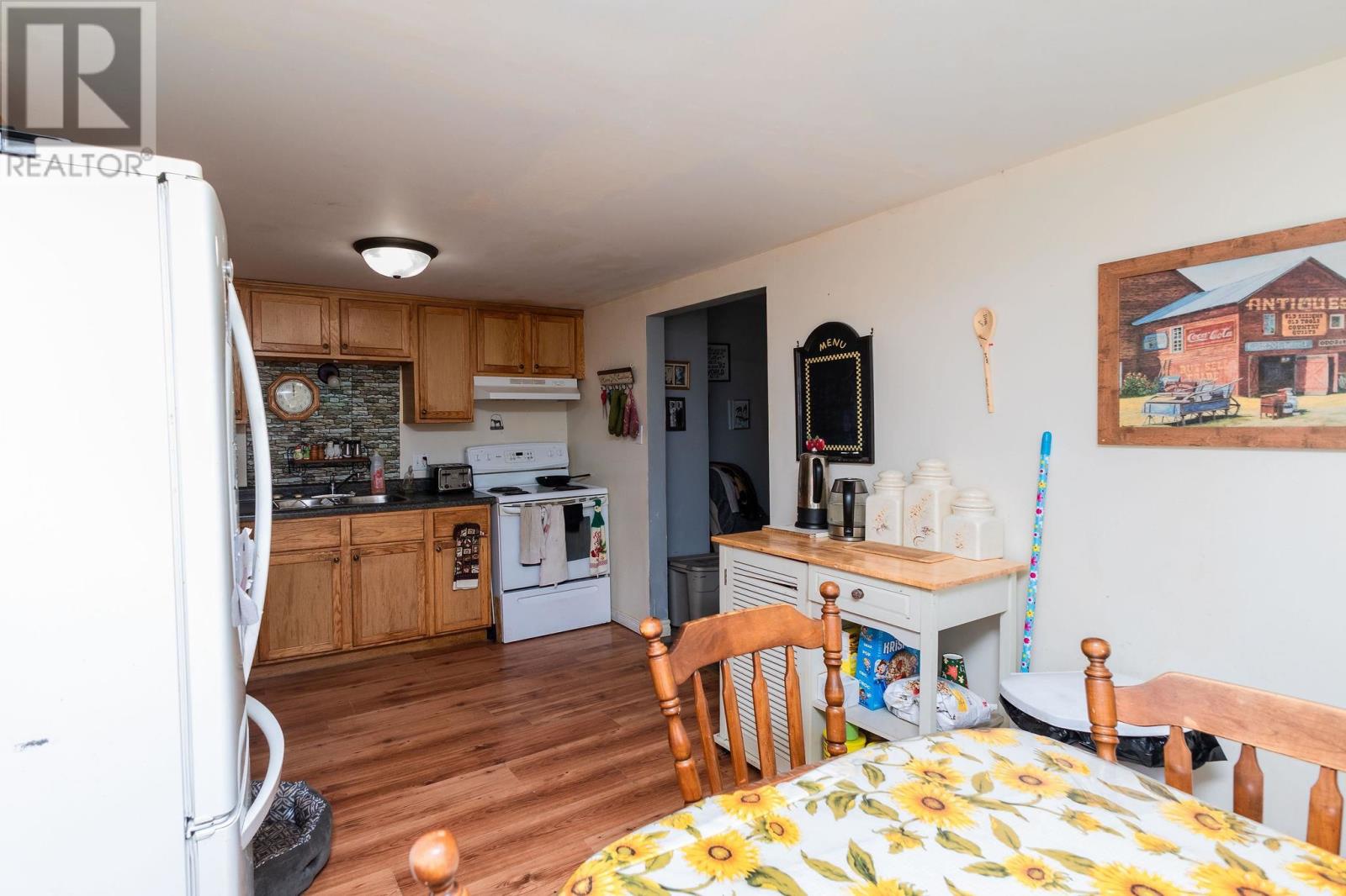 2108 Second Lin W, Sault Ste. Marie, Ontario  P6A 6K4 - Photo 11 - SM252429