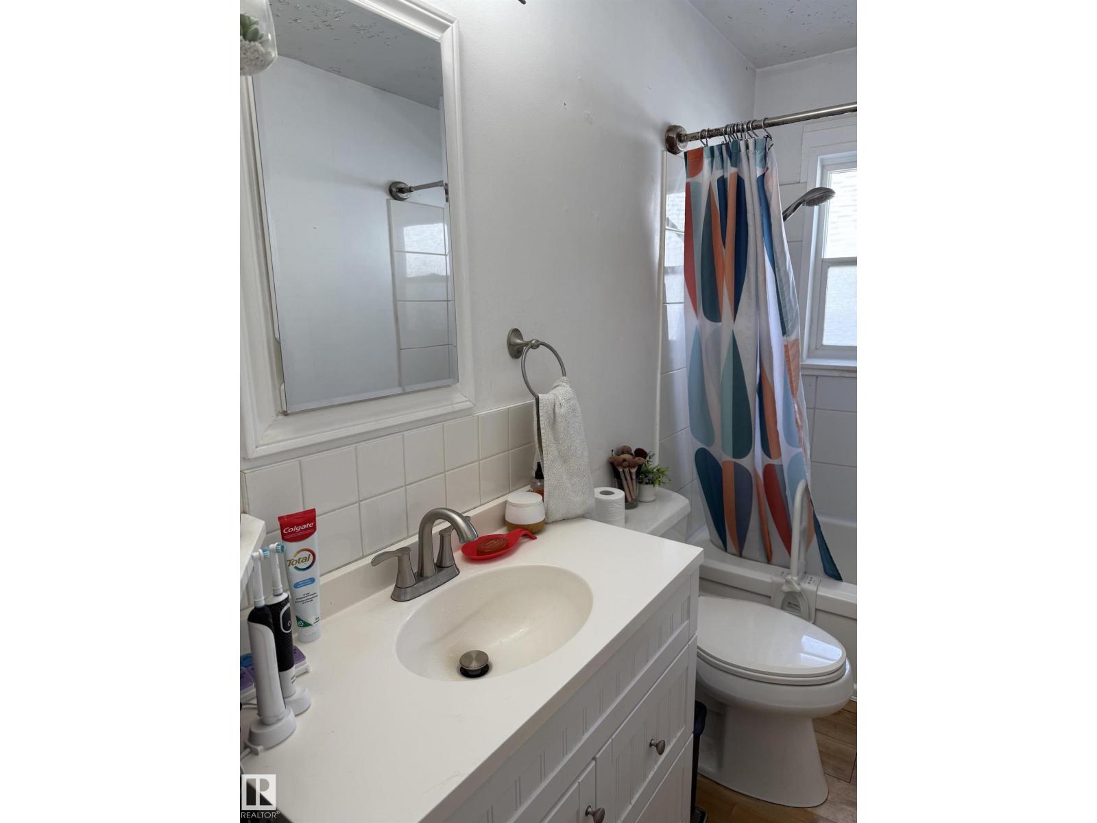 12131 65 St Nw, Edmonton, Alberta  T5W 4L6 - Photo 11 - E4458029