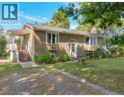 15 Coronation Court, Fredericton, New Brunswick