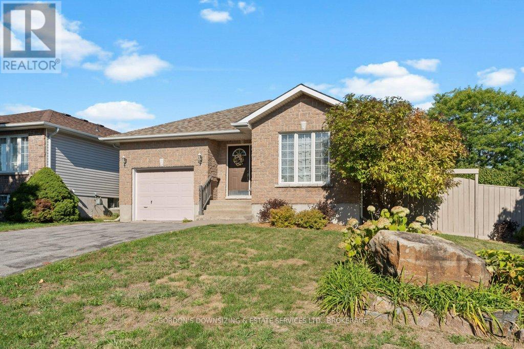 Property at 687 ARBOUR CRESCENT image 1