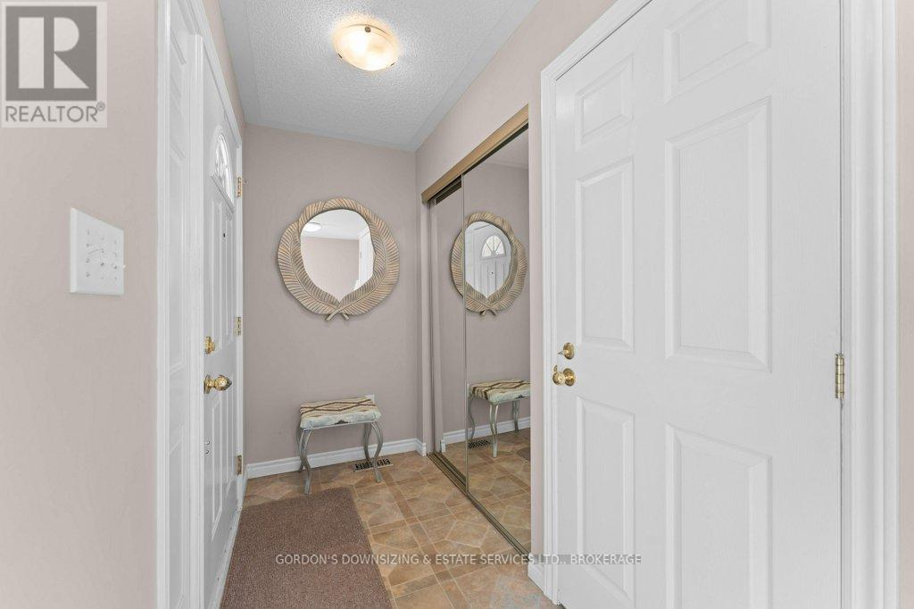 Property at 687 ARBOUR CRESCENT image 4