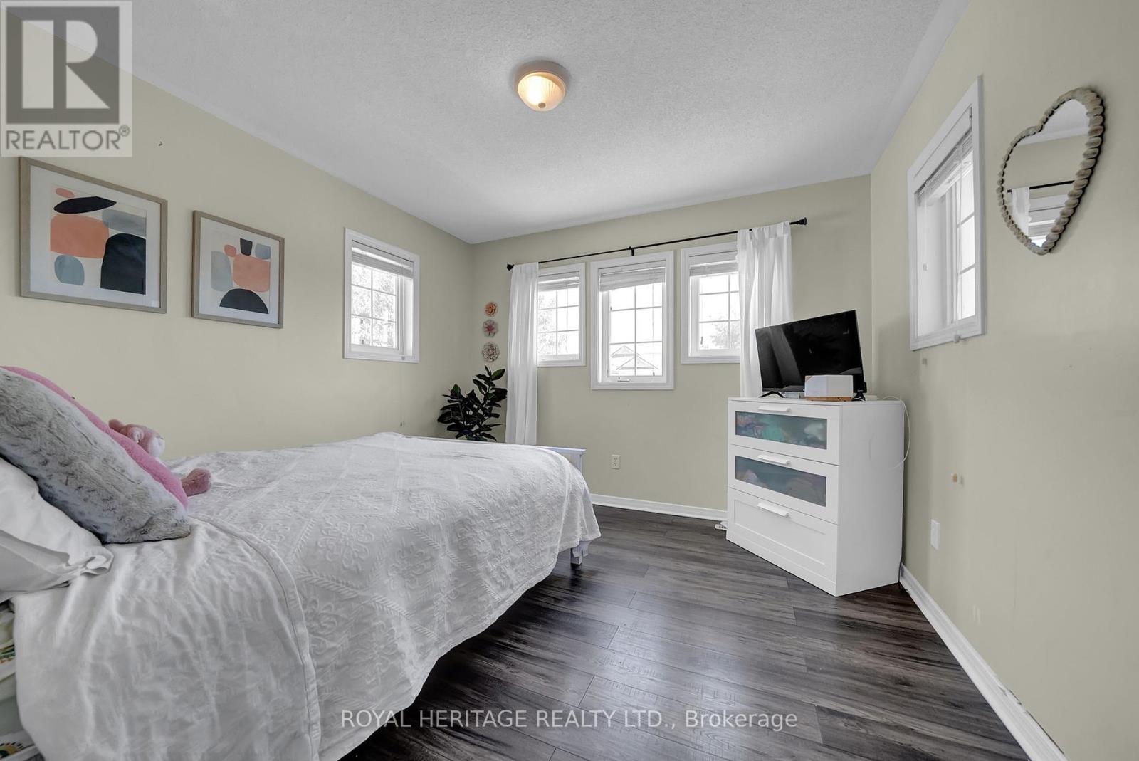 74 Stillwell Lane, Clarington, Ontario  L1B 1R4 - Photo 25 - E12409231