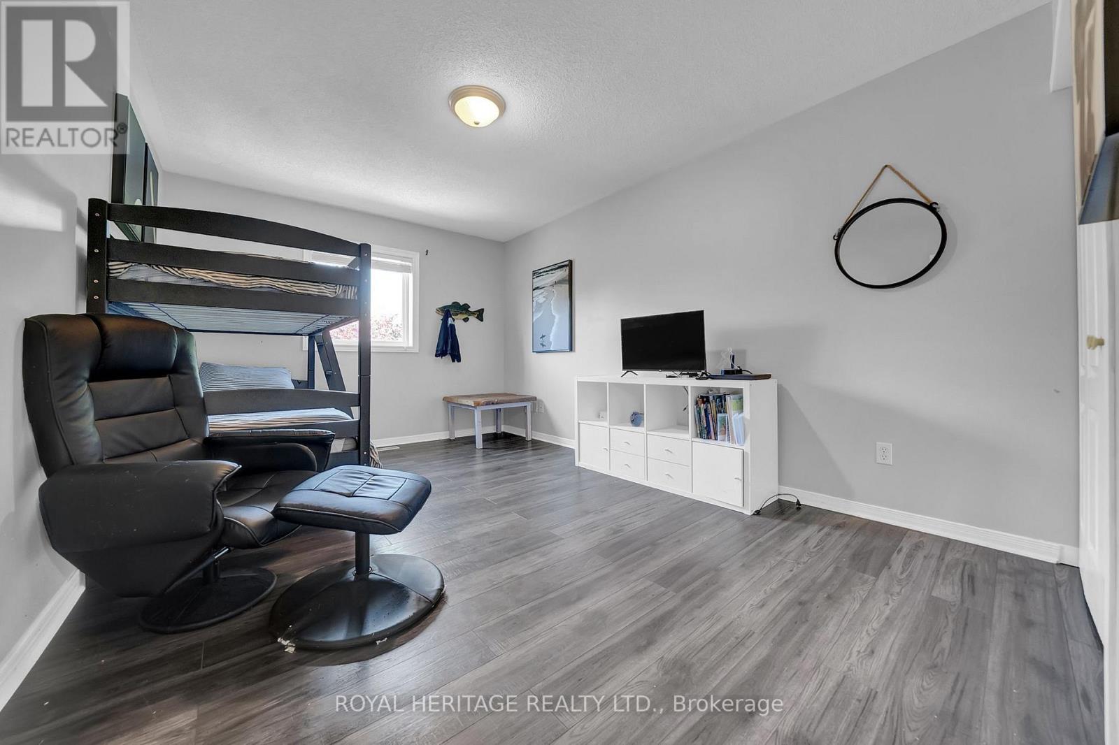 74 Stillwell Lane, Clarington, Ontario  L1B 1R4 - Photo 27 - E12409231