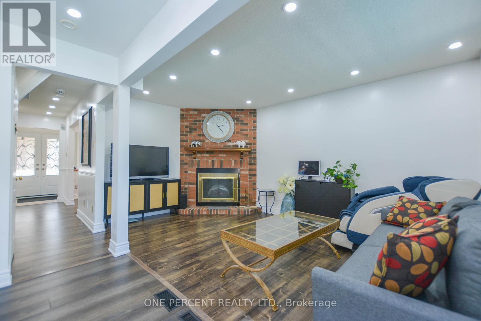 1778 Silverthorn Square, Pickering, Ontario  L1V 5C4 - Photo 19 - E12408948