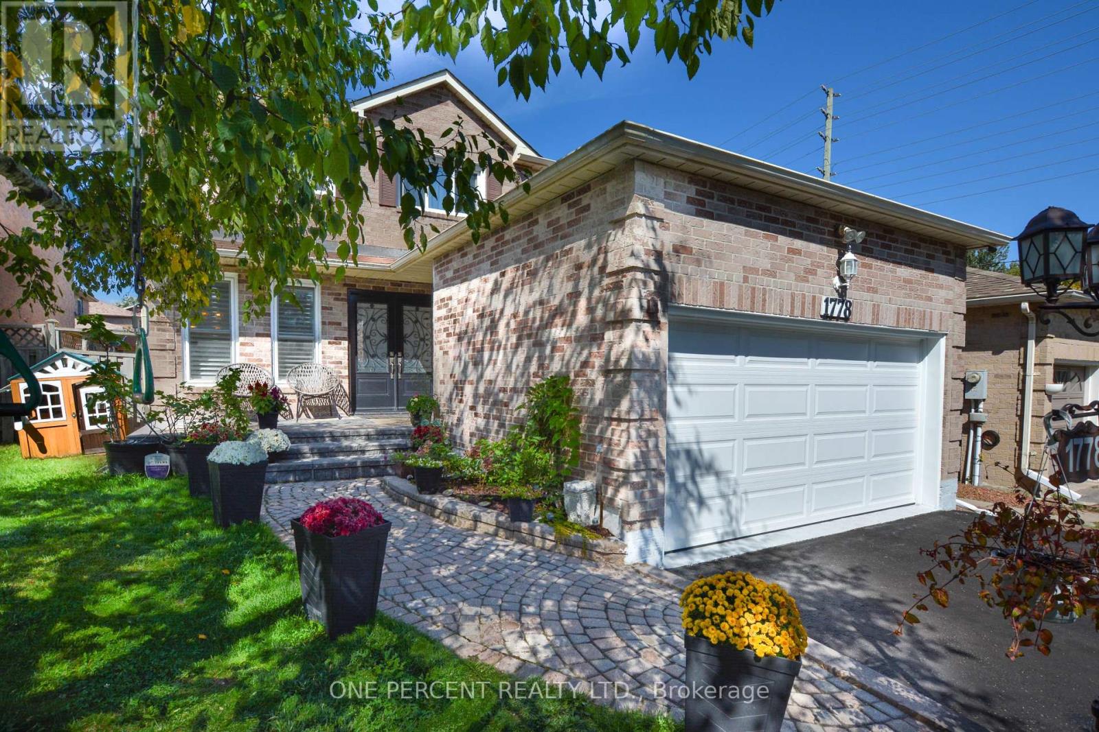 1778 Silverthorn Square, Pickering, Ontario  L1V 5C4 - Photo 2 - E12408948