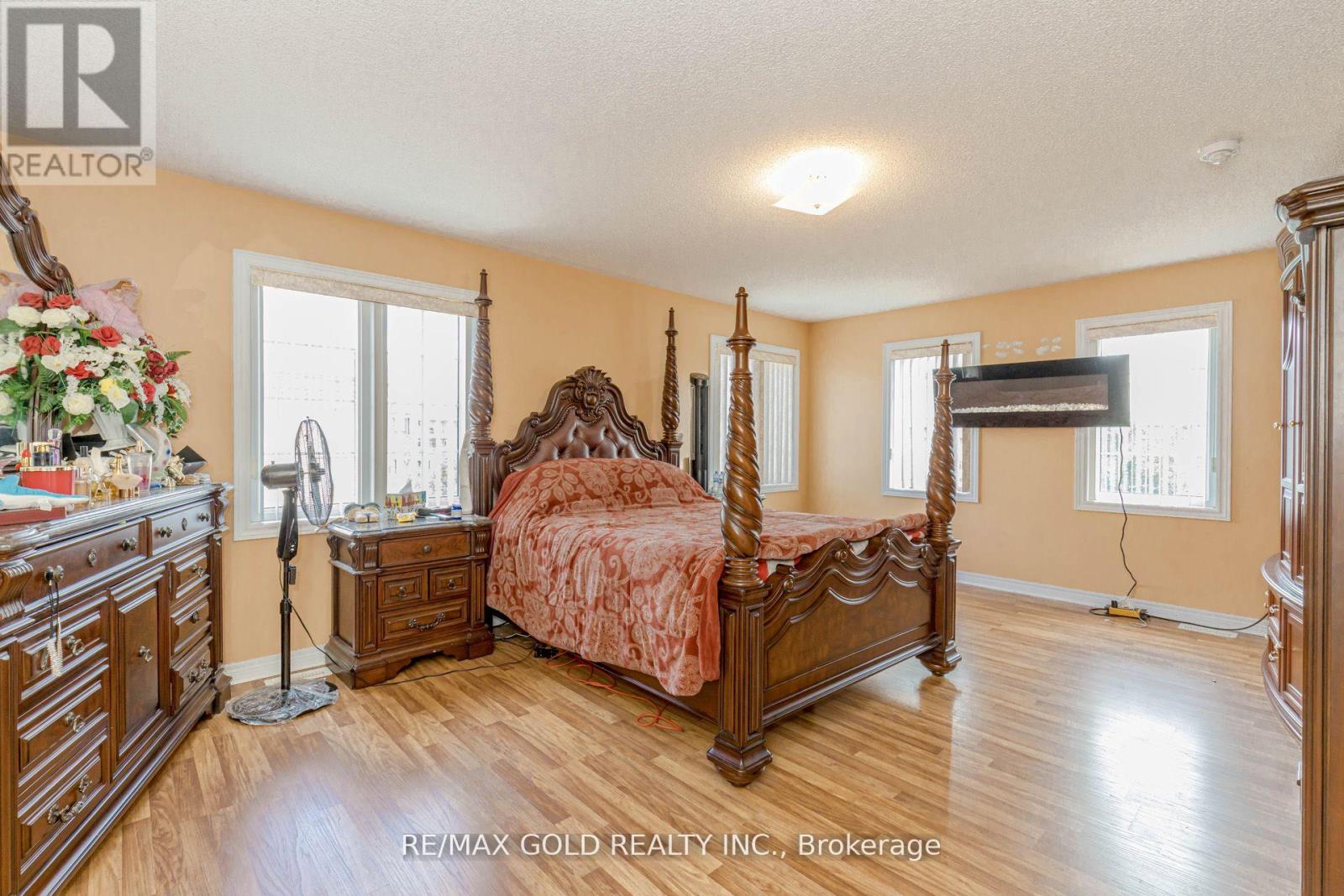 1554 Bruny Avenue, Pickering, Ontario  L0A 1G0 - Photo 21 - E12409029