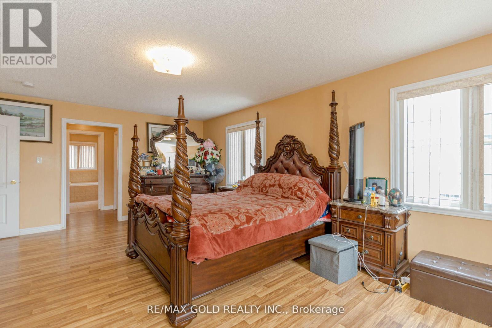 1554 Bruny Avenue, Pickering, Ontario  L0A 1G0 - Photo 22 - E12409029