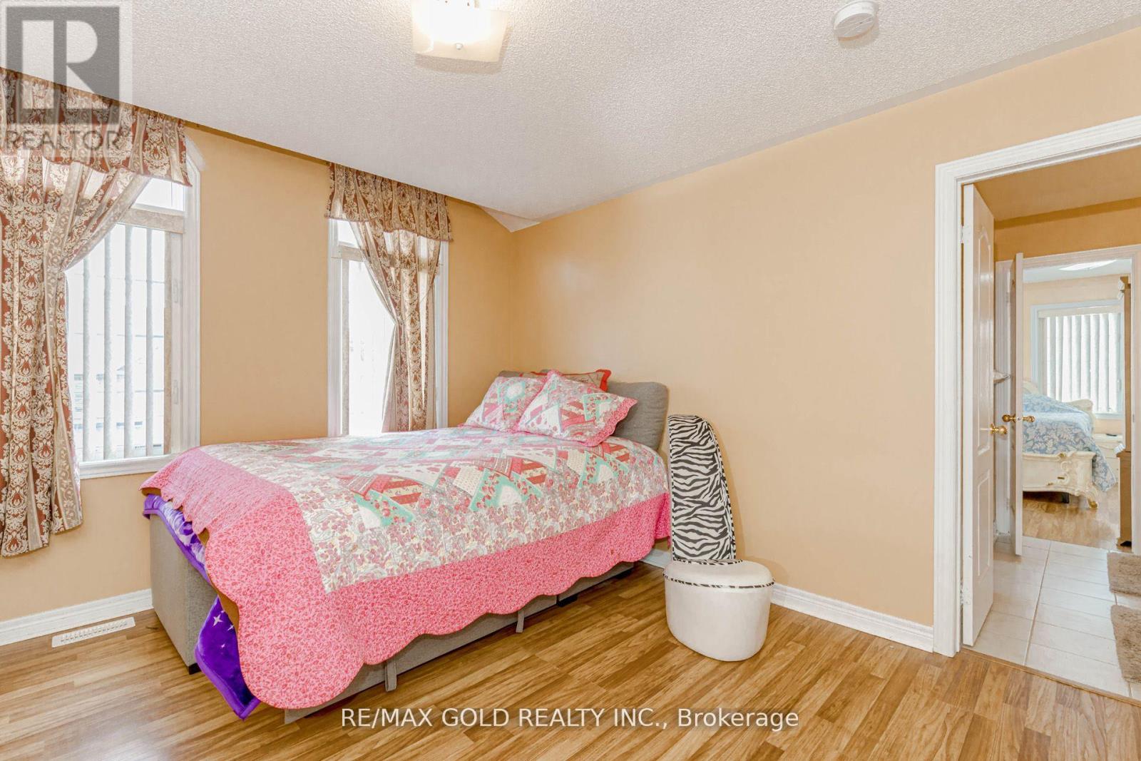 1554 Bruny Avenue, Pickering, Ontario  L0A 1G0 - Photo 27 - E12409029