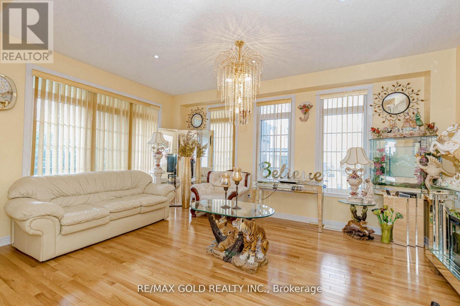1554 Bruny Avenue, Pickering, Ontario  L0A 1G0 - Photo 6 - E12409029